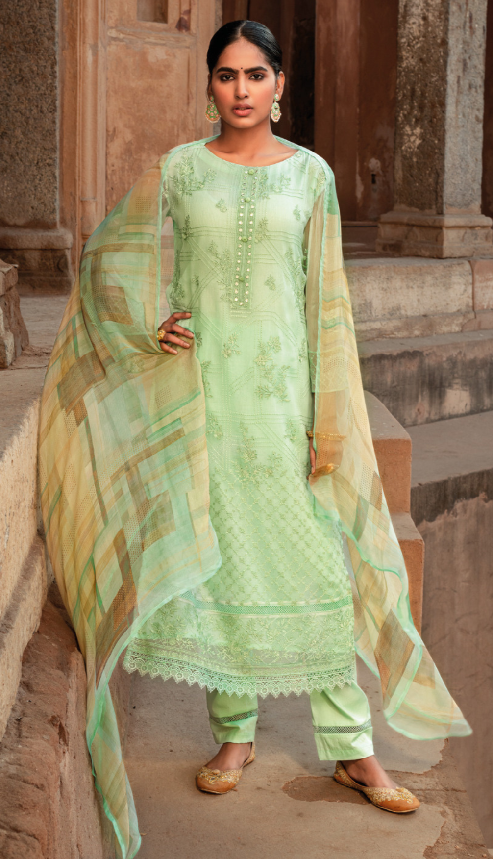 Pure Chiffon Embroidery Salwar Suit